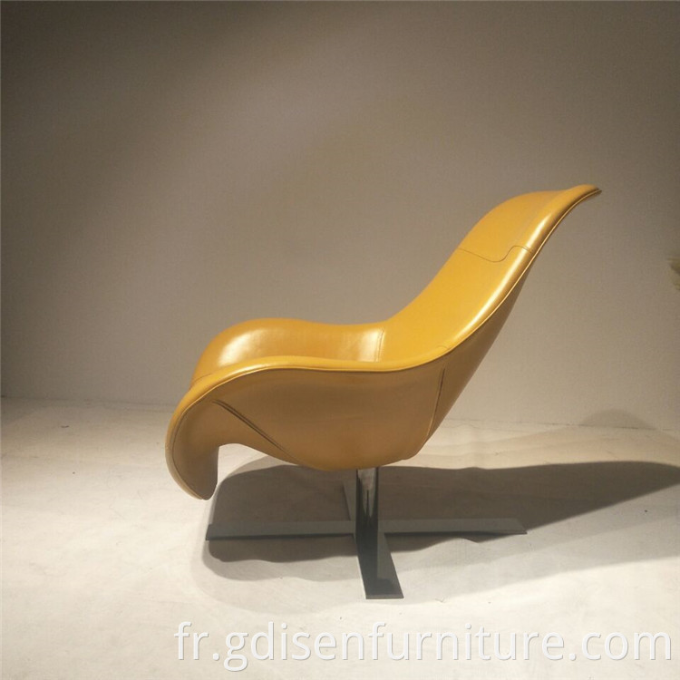 Mart Easy Chair